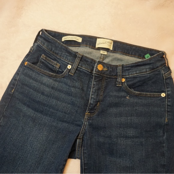 Jeans has not been used. Brand is a whole new day. Made in Pakistan - Picture 7 of 7